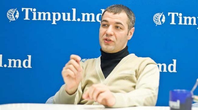 Dr. în istorie, Octavian Ţâcu a răspuns chestionarului lansat de cotidianul Timpul