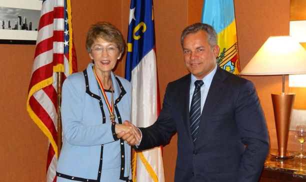 Plahotniuc lăudat de Secretarul de stat al Carolinei de Nord