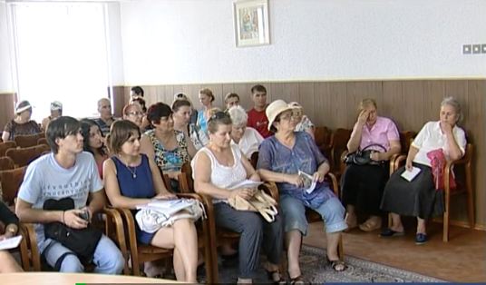 Злостных должников, проживающих на Чеканах, пригласили в претуру, чтобы предупредить, что долги нужно вернуть как можно скорее.