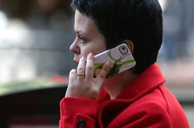 Компания Apple запустит программу обмена старых моделей iPhone на последнюю модель линейки с доплатой.