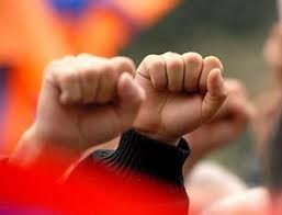 Deocamdată, reprezentanţii niciunui partid din opoziţie nu au comentat iniţiativa democraţilor.