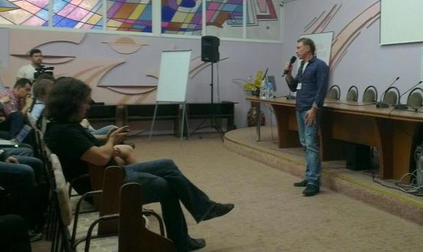  Deasemeni „Simpals Garage”partenerii evenimentului  revine intr-un format nou,  cu noi posibilitati  pentru tinerii specialisti .