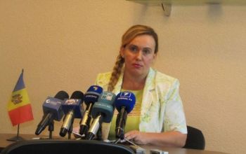 Pe de altă parte, legislaţia concurenţei interzice înţelegerile de cartel în patru domenii de activitate
