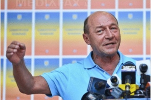 Secţii de votare suplimentare vor fi deschise pe litoralul Mării Negre, românii aflaţi în concedii putând merge să voteze în locuri neaşteptate, cum ar fi restaurantele.