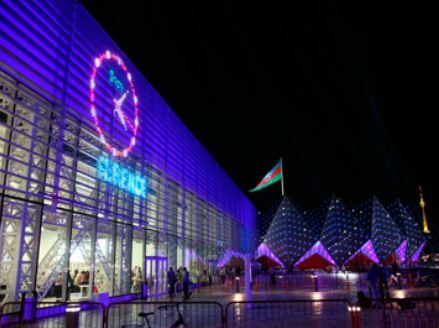 По оценкам азербайджанских властей, музыкальное шоу в Баку обошлось в 64 миллиона долларов.
