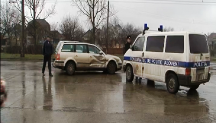 Un microbuz care transporta cinci deţinuţi de la Inspectoratul de Poliţie Ialoveni a fost implicat într-un accident.