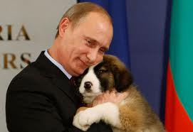  Preşedintele rus Vladimir Putin şi-a bătut propriul record de comunicare cu naţiunea, petrecînd joi, în transmisie directă, 4 ore şi 50 de minute. 