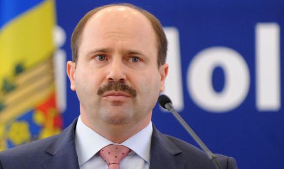 Лазэр заявил в конце прошлого года, что цена на газ, поставляемый в Молдову российским концерном, может снизиться.