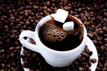 CERCETĂTORII au mai descoperit un efect incredibil al cafelei. Foto: perfect-beauty.ro