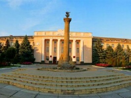 Центральная площадь в городе Кагуле.
