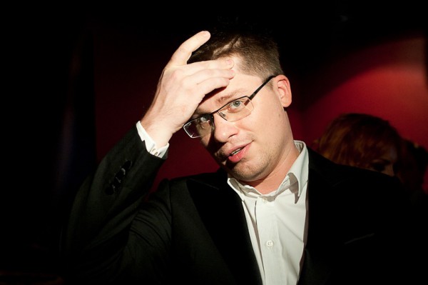 В личной жизни резидента Comedy club Гарика Харламова сейчас не самый лучший момент.