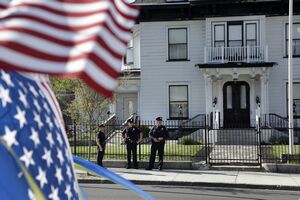 Prietenul lui Djohar Ţarnaev, urmează să fie eliberat după plata unei cauţiuni de 100.000 de dolari şi plasat sub arest la domiciliu. 