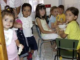 Peste 80% dintre copiii din instituţiile rezidenţiale din Republica Moldova au statut nedeterminat de adopţie