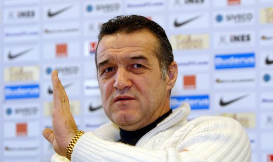 Steaua întâlneşte la 7 martie, pe teren propriu, şi la 14 martie, în deplasare, formaţia engleză Chelsea Londra, în optimile de finală ale Ligii Europa