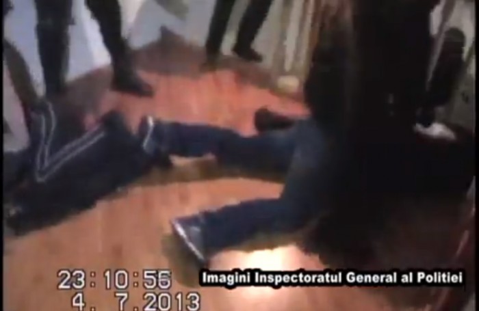În urma acestui atac tâlhăresc, suspecții aveau să facă rost de bunuri materiale și mijloace bănești în valoare de 2 milioane de lei, notează UNIMEDIA.