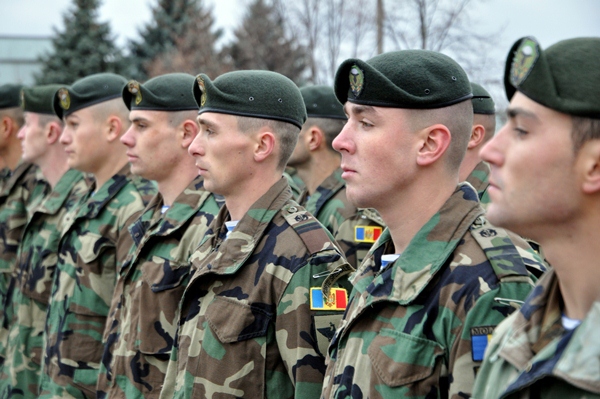Всего на прохождение курса записалось 24 военнослужащих-контрактников, но до конца дошло лишь 15 человек.