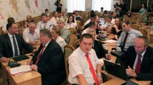 Aleşii locali nu au reuşit nici în şedinţa de ieri să voteze proiectul bugetului Capitalei în lectură finală. 
