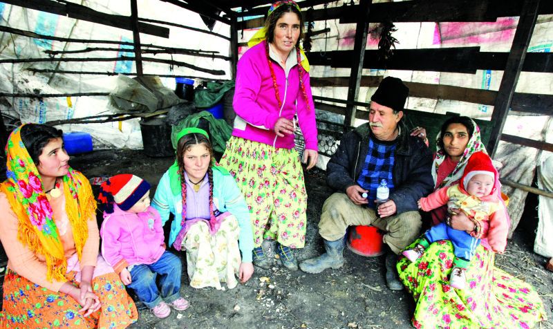 Recensământul populaţiei din anul 2004 a constatat că în Moldova locuiesc 12.000 de etnici romi. Foto: skinwp999.wordpress.com