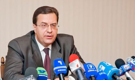 Lupu se așteaptă ca discuțiile care vor fi demarate să fie “reale și constructive, dar fără manipulări”.
