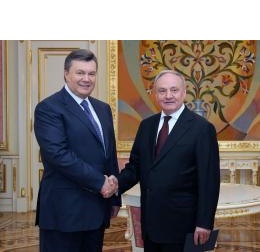 Президенты провели встречу без свидетелей.