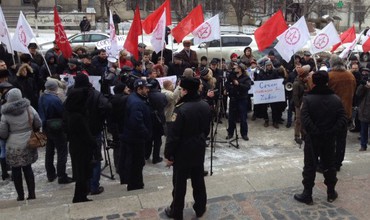 Protestul, la care cheamă Ernest Vardanian, este asociat cu PCRM.
