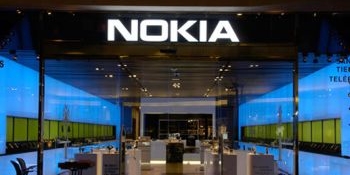  Jurnaliștii de la Bloomberg scriu că apariția iPhone-ulu, în urmă cu 5 ani, este o lovitură mai grea ca destrămarea Uniunii Sovietice.