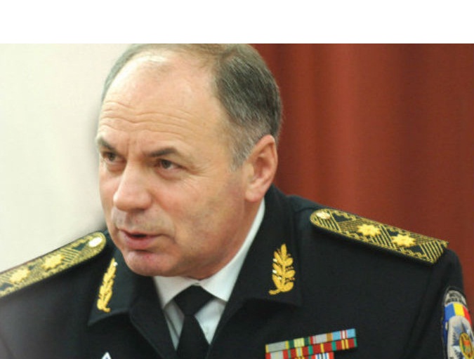 Генерал Папук – человек для прессы закрытый. Но видно только то, что случилось в его личной жизни и было кем-то интерпретировано, подтолкнуло его высказаться.