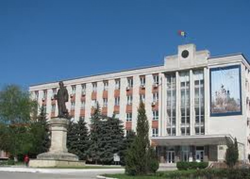 Iniţiativa a fost susţinută de 18 consilieri democraţi, comunişti şi liberali, anunţă Radio Orhei.