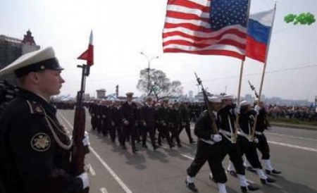 Respectivii oficiali au interdictie de a intra pe teritoriul Statelor Unite, iar bunurile lor depuse in bancile americane sunt in pericol de a fi inghetate.