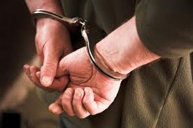 Un cetăţean al Federaţiei Ruse a fost arestat, bănuit că ar fi violat-o pe nepoata concubinei sale.  