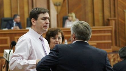 Deficitul prevăzut pentru bugetul din anul viitor va fi de 875 de milioane de lei