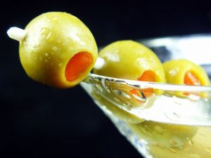 Victimele au consumat o băutură pe bază de vodcă şi rom, cumpărată din magazine. Foto: high-health.info