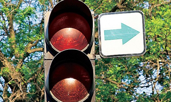 Serviciile municipale vor instala, pînă la 1 septembrie curent, panouri cu săgeată verde