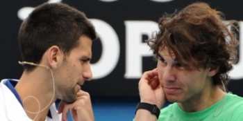Nadal conduce în întâlnirile directe cu Djokovic cu 17-14, dar la capitolul întâlniri în finale, sârbul continuă să conducă cu 7-6.