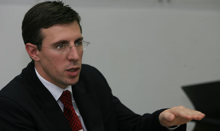 „Sunt gata să vă iau cu mine la toate proiectele noastre. Ce vreți, aceea încalc. Numai să arătați unde avem rezultate frumoase”, a spus primarul.