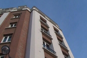 El a suferit o traumă cranio-cerebrală, fractură a coloanei vertebrale în regiunea toracală