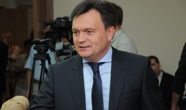 Министр внутренних дел Дорин Речан провел встречу с британским послом Кифом Шенноном. Фото: forum.md