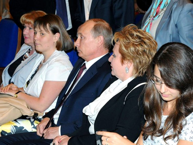 Людмила Путина даже после развода останется Людмилой Путиной, а не Шкребневой, как в девичестве.