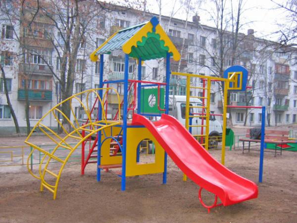 За новые игровые площадки мэрия заплатит полтора миллиона леев. Фото: fatallgame.ru