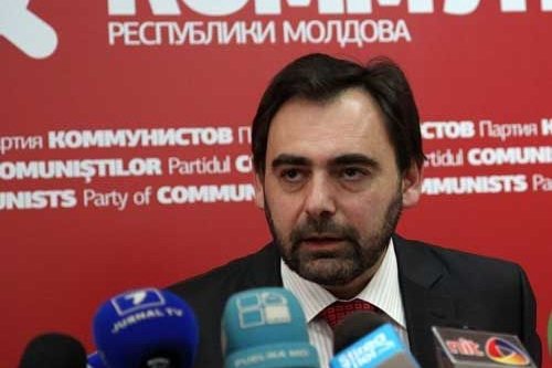 Mark Tkaciuk susţine că liderii Alianţei pentru Integrare Europeană sînt prea îngîmfaţi. Foto: nbm.md