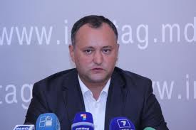 Comunistul Ion Ceban a anunţat astăzi, în cadrul şedinţei plenare a Parlamentului, că părăseşte PCRM. Foto: tribuna.md