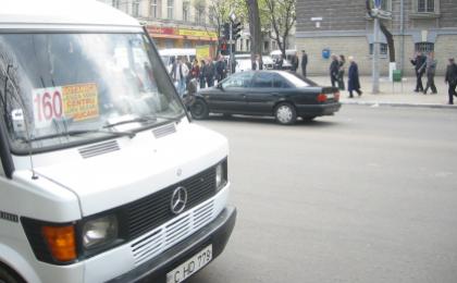 Водителя 160-го маршрута рассказал о ежедневной выручке. 