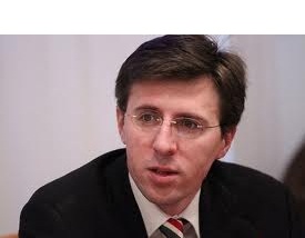 Генеральный примар муниципия Кишинев Дорин Киртоакэ сменил спикера парламента Мариана Лупу на втором месте топа. Фото: obzormd.com