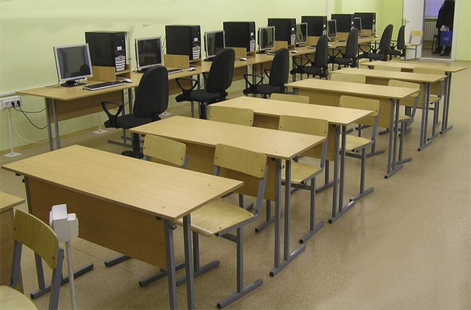 В большинстве школ Республики Молдова школьная мебель не соответствует стандартам. Фото: hq.md