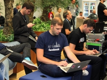 Изображение Facebook London