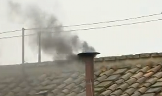 A doua încercare de a alege un nou Papă a eşuat. 