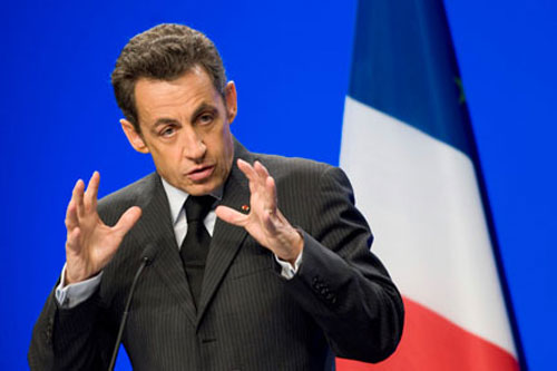 'Este o problemă complexă, însă Europa nu se va sparge, iar moneda euro nu va dispărea', a mai afirmat fostul preşedinte francez.