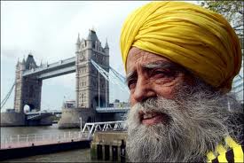 Singh, care va împlini 102 ani la 1 aprilie, a declarat că nu este bolnav, dar concursurile au devenit dificile la vârsta sa