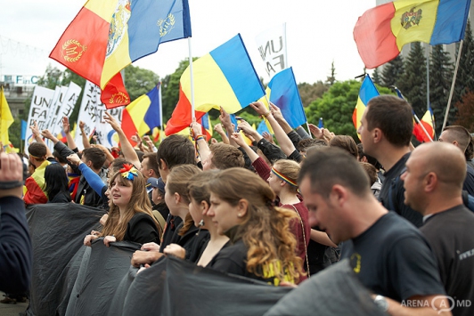 Tot astăzi, la 15.00, în Parlamentul României urmează să aibă loc o dezbatere dedicată evenimentelor comemorate astăzi. Foto: arena.md