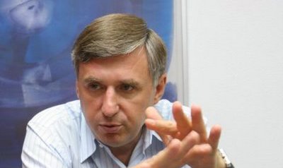 Autoritățile întotdeauna au această dilemă – a crește impozitele (veniturile) sau de a lăsa mai mulți bani în economie
